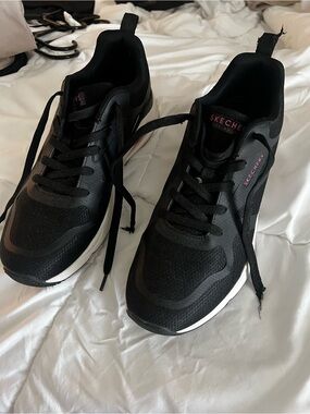 Sketcher Sneakers
